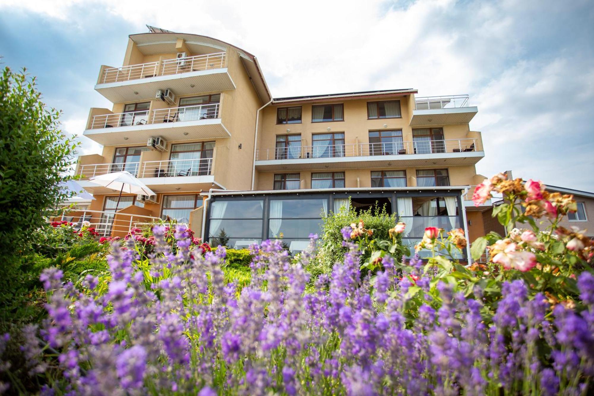 Villa Lavanda Vapnyarka Bagian luar foto